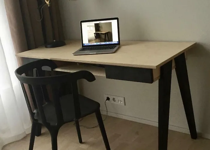 View Apartment, Free Parking * Parnawa